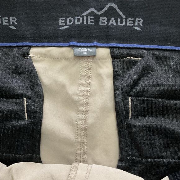Eddie Bauer Mens size 38 Beige Cargo Shorts Chino Hiking Camp Stretch Outdoors - Picture 3 of 8